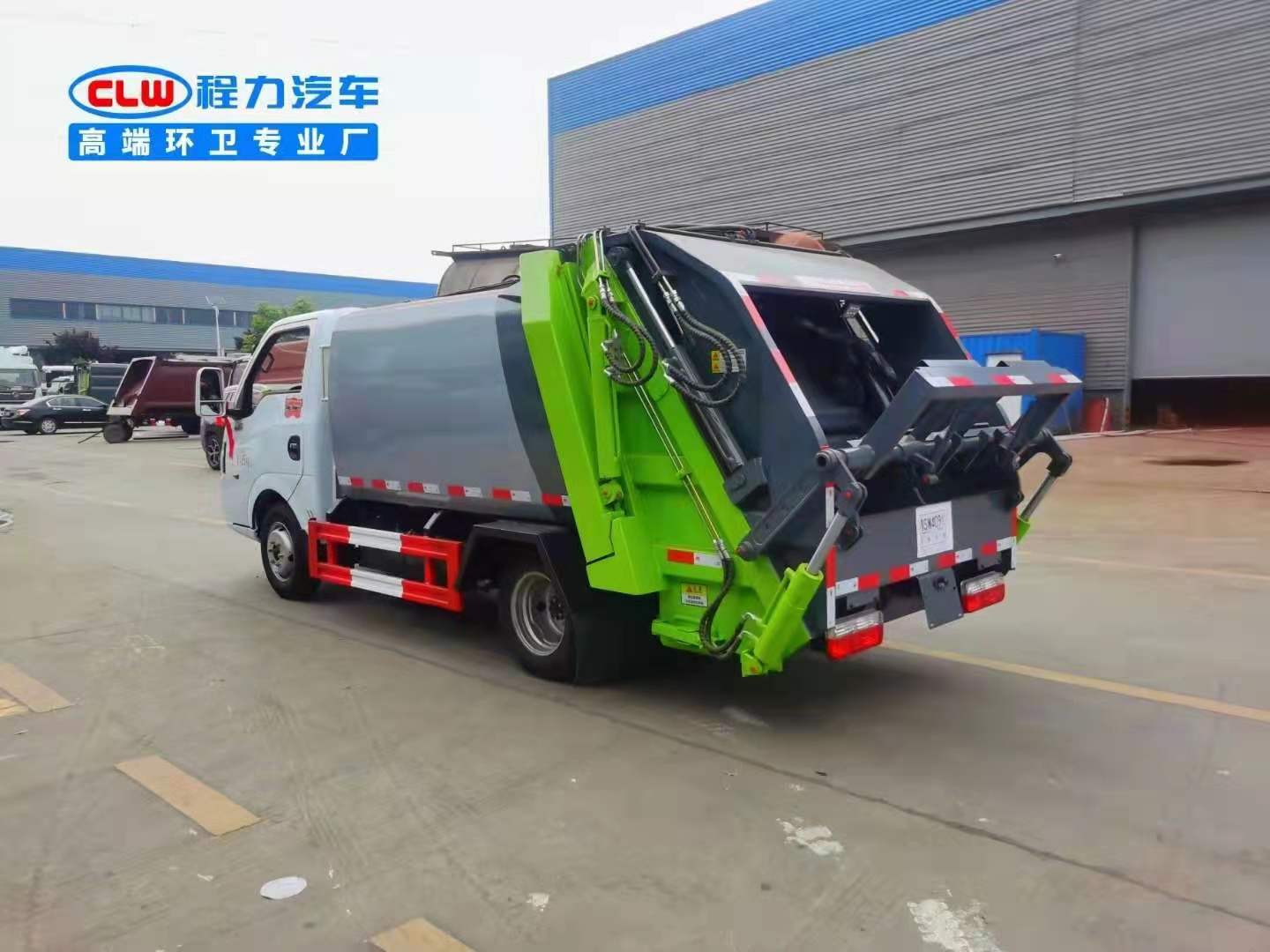 東風(fēng)5方壓縮垃圾車選裝垃圾斗
